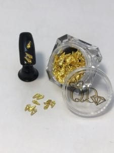 #66 Gold Cone Seashell Nail Art.