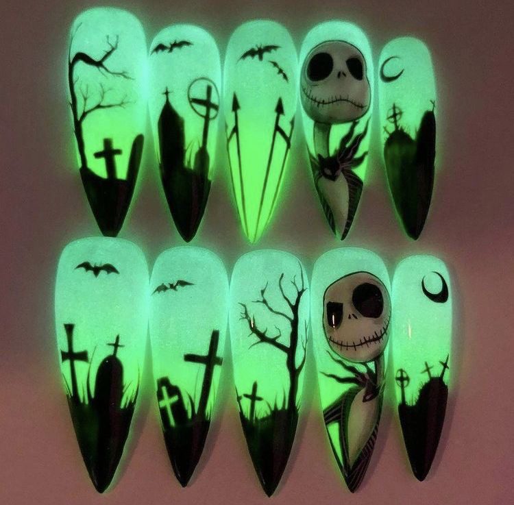 Neon Glow in the Dark Powder - Image 3
