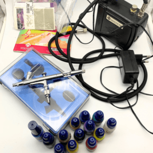 Secondhand Magnetic Airbrush Kit